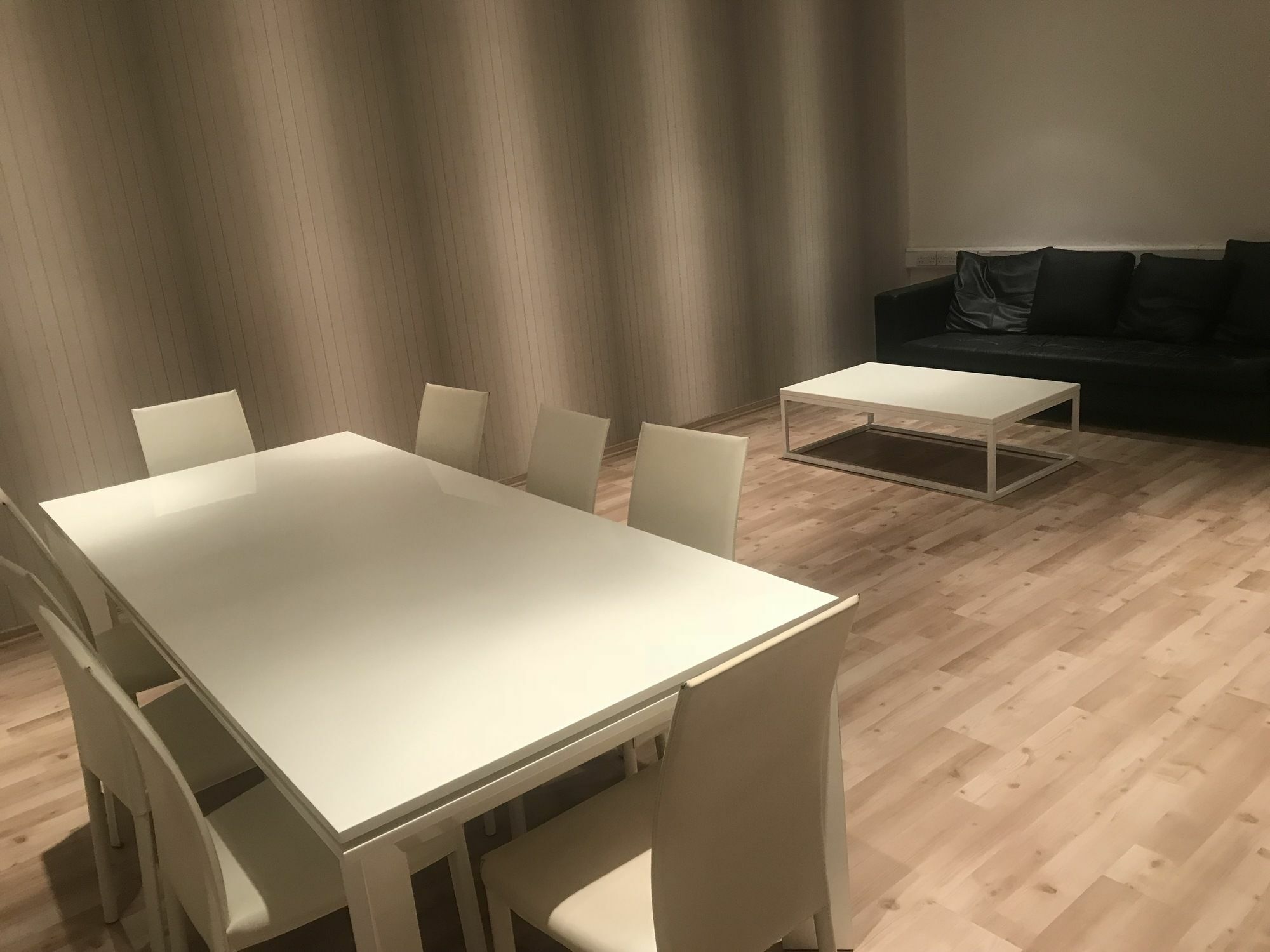 Finikoudes Luxury Apartments Larnaca Luaran gambar