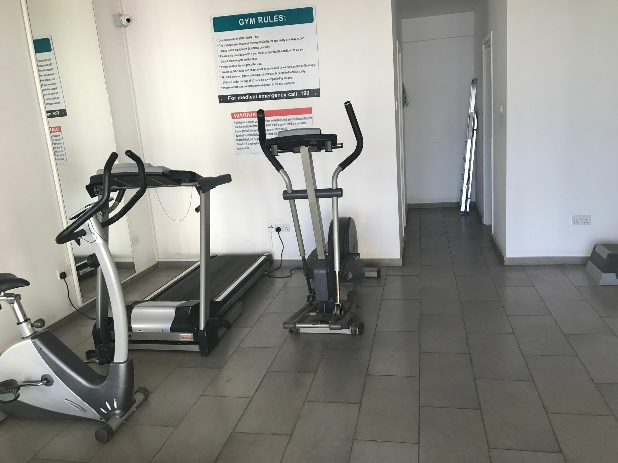 Finikoudes Luxury Apartments Larnaca Luaran gambar