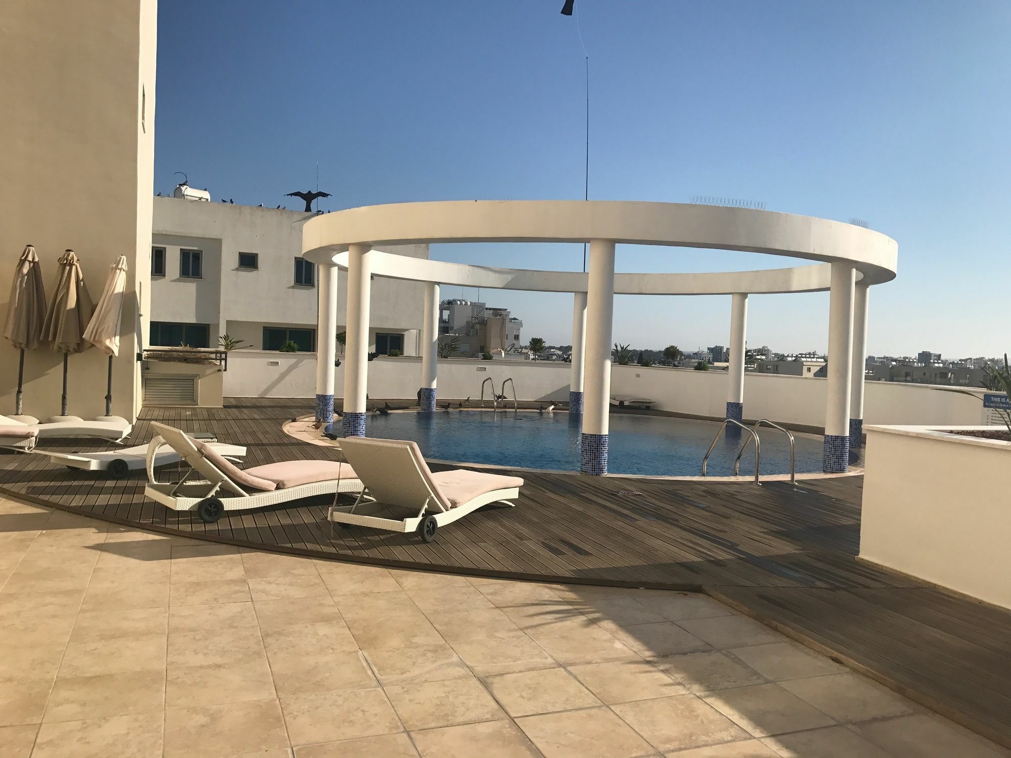 Finikoudes Luxury Apartments Larnaca Luaran gambar