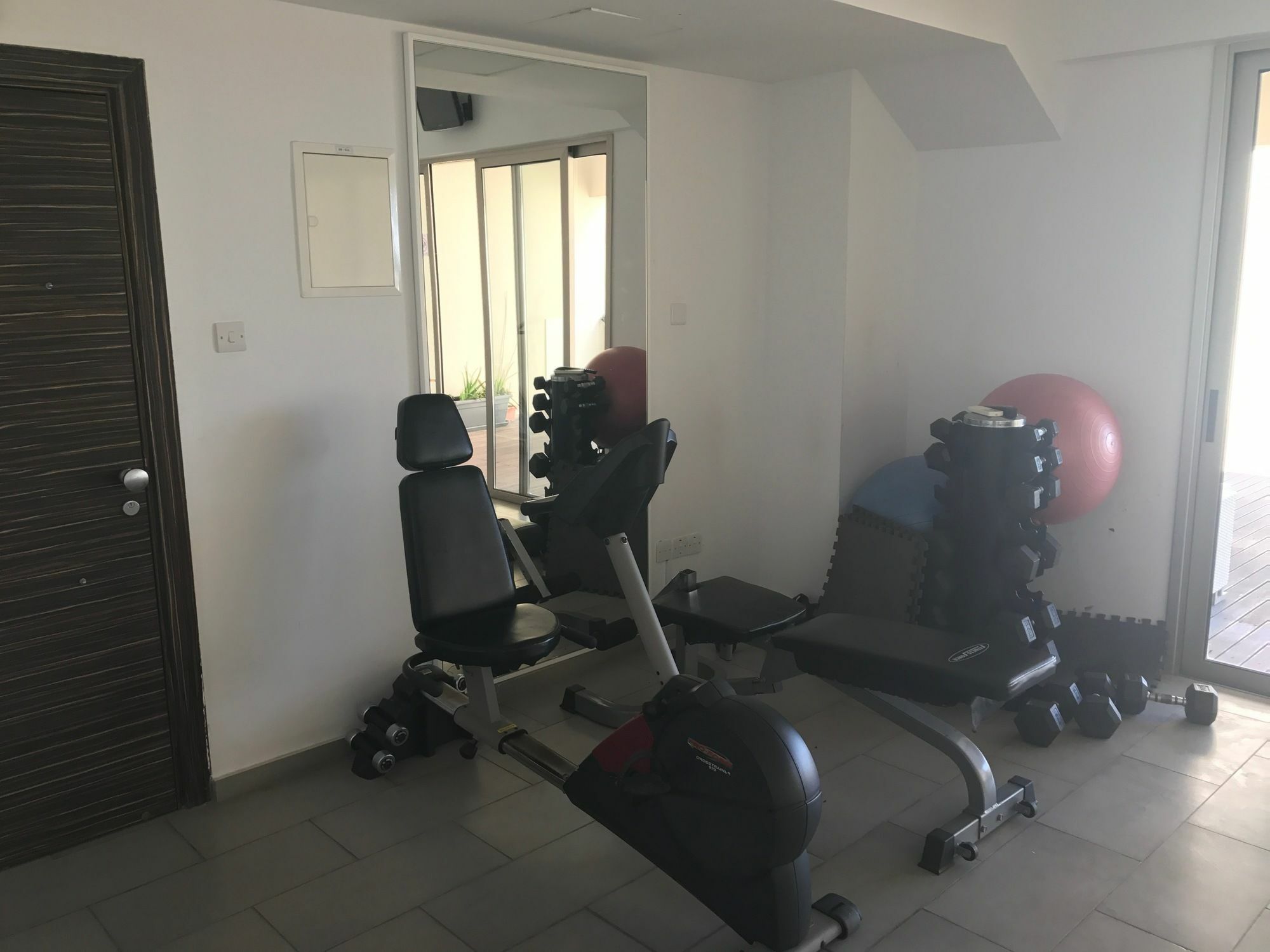 Finikoudes Luxury Apartments Larnaca Luaran gambar