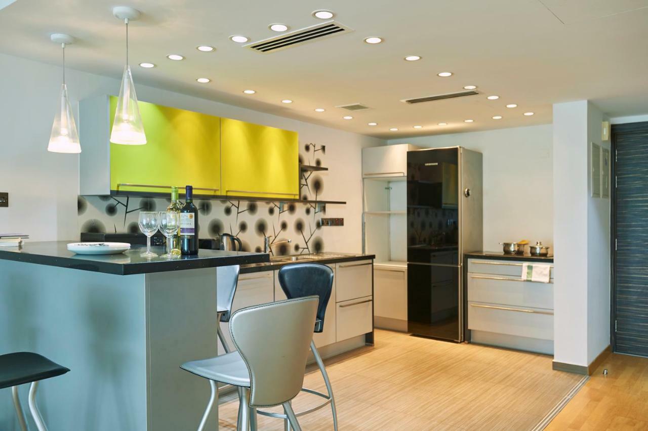 Finikoudes Luxury Apartments Larnaca Luaran gambar