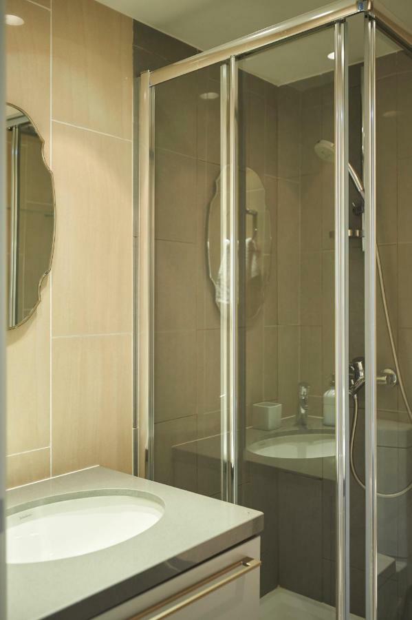 Finikoudes Luxury Apartments Larnaca Luaran gambar