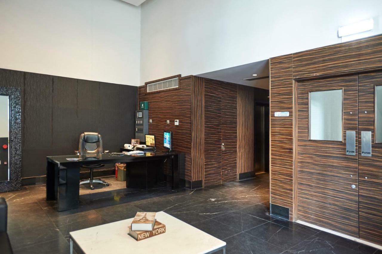 Finikoudes Luxury Apartments Larnaca Luaran gambar